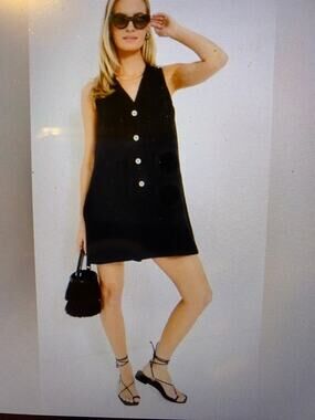NWT Tuckernuck Pomander Place Navy Textured Myla Romper Gold Buttons Size L
